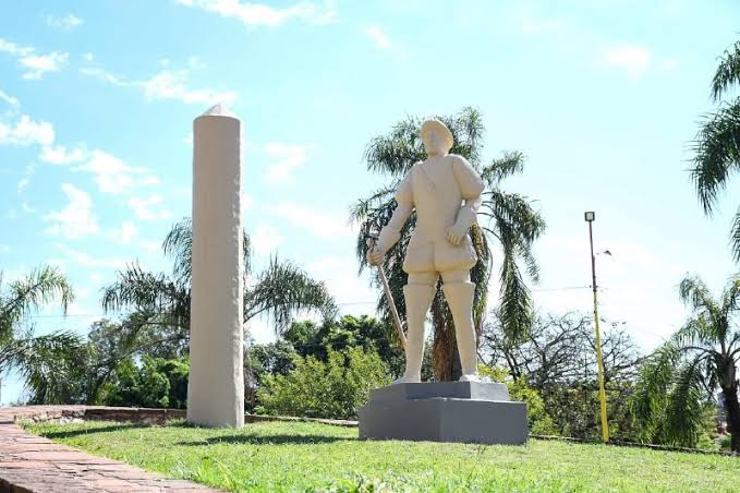 Monumento a la Fundación de Corrientes
