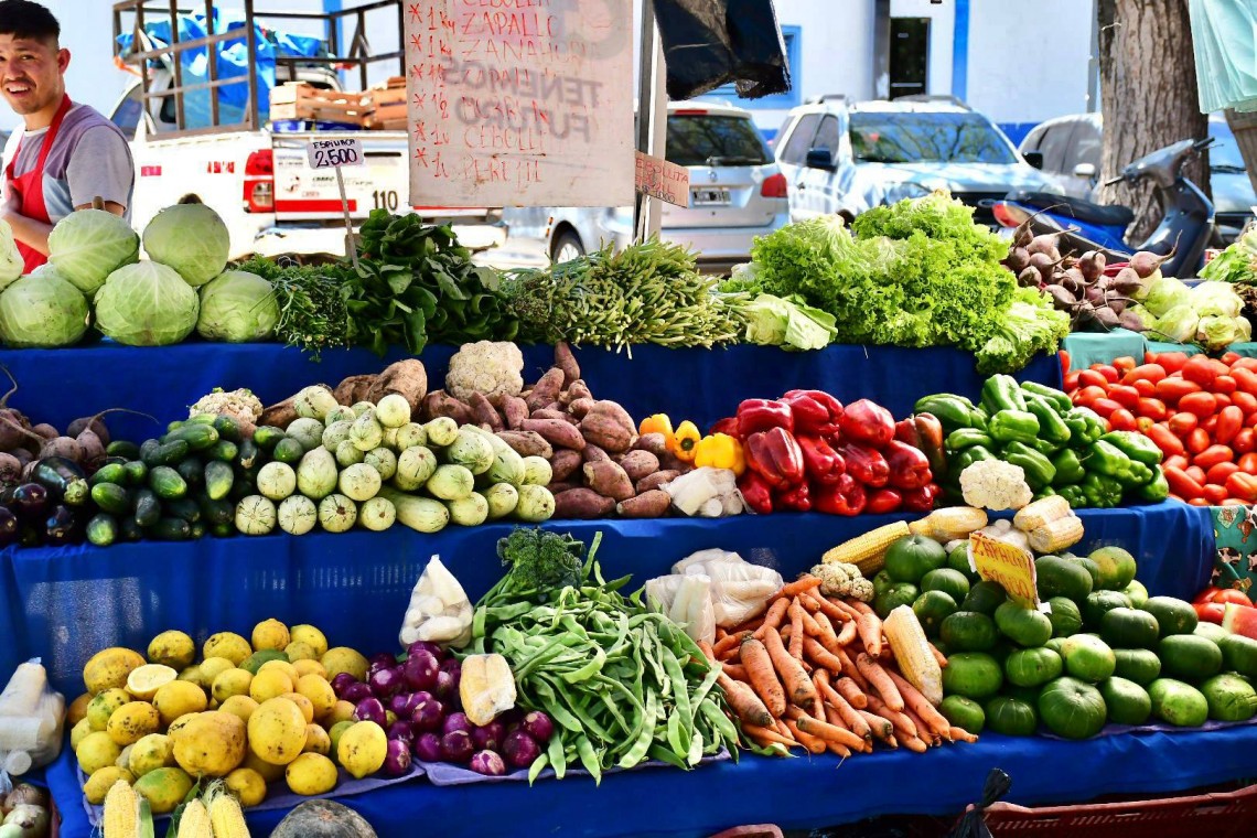 Vecinos en la feria