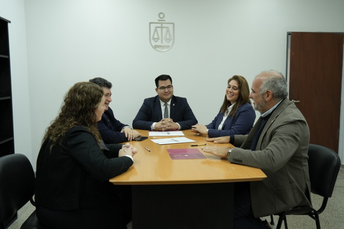 El Municipio de Corrientes y la Facultad de Derecho consolidan su vínculo para fortalecer la gestión pública