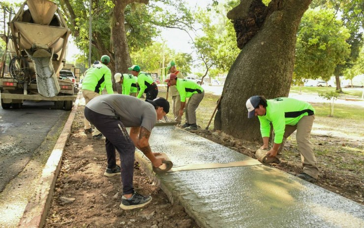 La Municipalidad ejecuta obras de recuperación y puesta en valor del parque Mitre