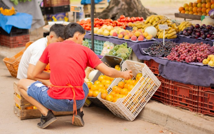 Las Ferias de la Ciudad inician un nuevo recorrido semanal con variedad de productos frescos