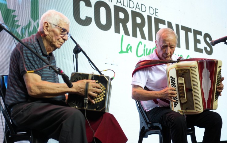 Con música, baile y tradición, Corrientes celebró el Día del Chamamé en homenaje al Taita