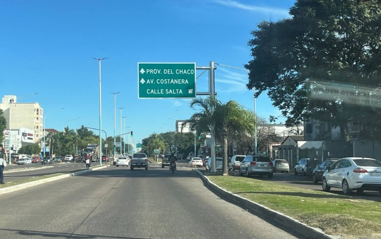 La Municipalidad de Corrientes renueva la señalética de todo el Corredor Belgrano