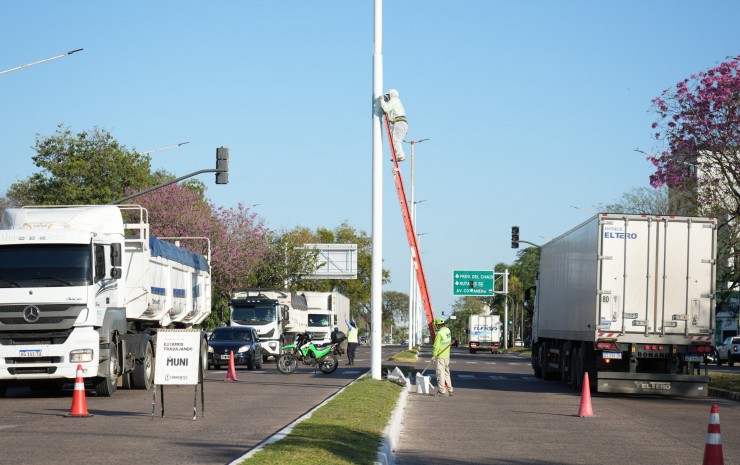Continúan los trabajos municipales de mantenimiento y puesta en valor del corredor Belgrano