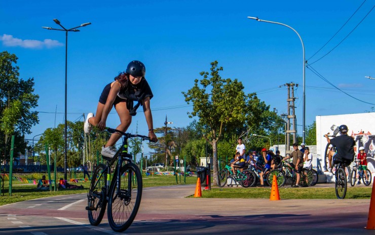 Domingo de bicicletas y disfrute seguro: la ciudad será sede del Primer Encuentro Nacional de Stunt