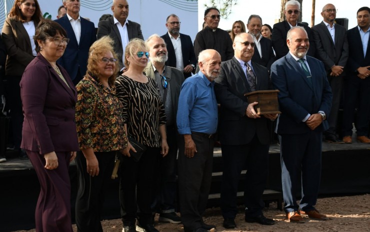 Acto en Laguna Brava, un barrio que amalgama la historia patria y un promisorio futuro turístico