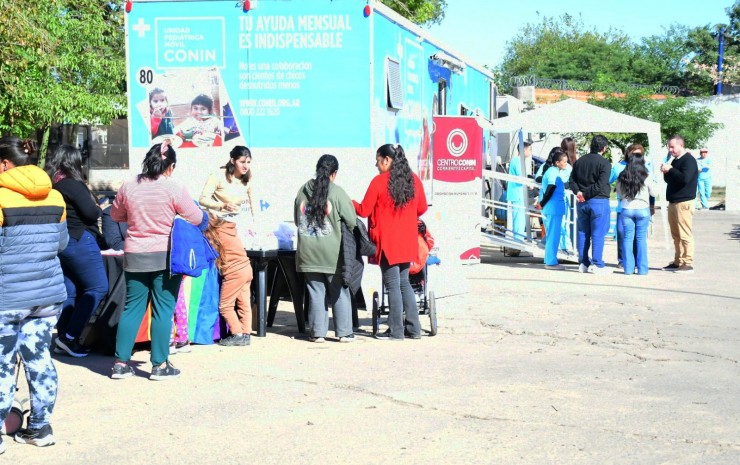 La Municipalidad y Conin desplegaron importante operativo de salud en el barrio Virgen de los Dolores