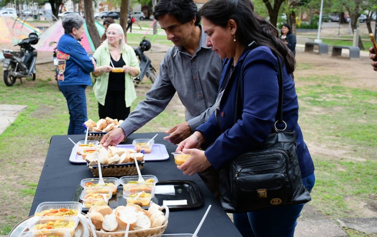  Corrientes celebró el Karaí Octubre con comidas típicas, música y arte  