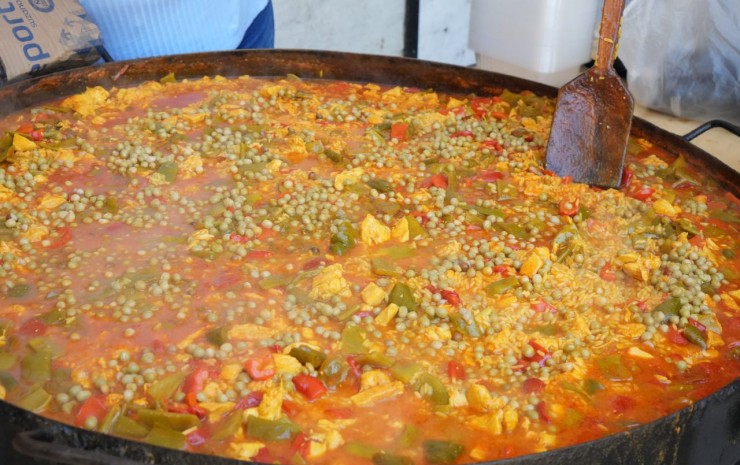 La ciudad celebró el Karaí Octubre con comidas típicas, música, tradición y gran participación
