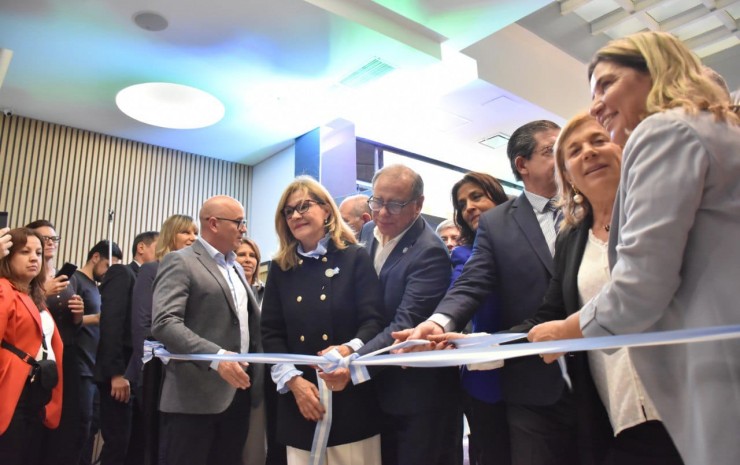 Tassano convocó a la comunidad a disfrutar de la Feria del Libro 2025